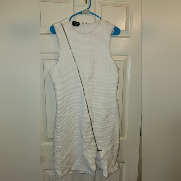 BEBE DRESS !! - Picture 7 of 7